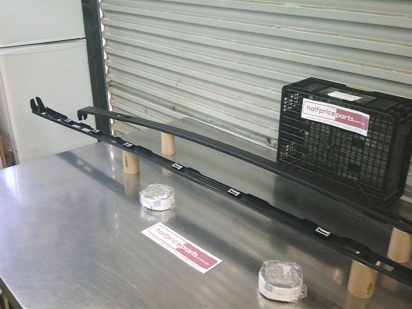 Nissan Pathfinder R52 Genuine Roof Mounting Kit - New Part