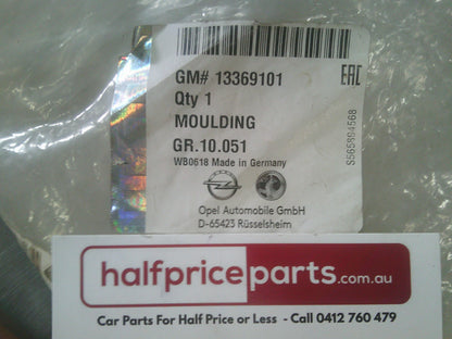 Holden Cascada Genuine Right Hand Windshield Side Moulding New Part