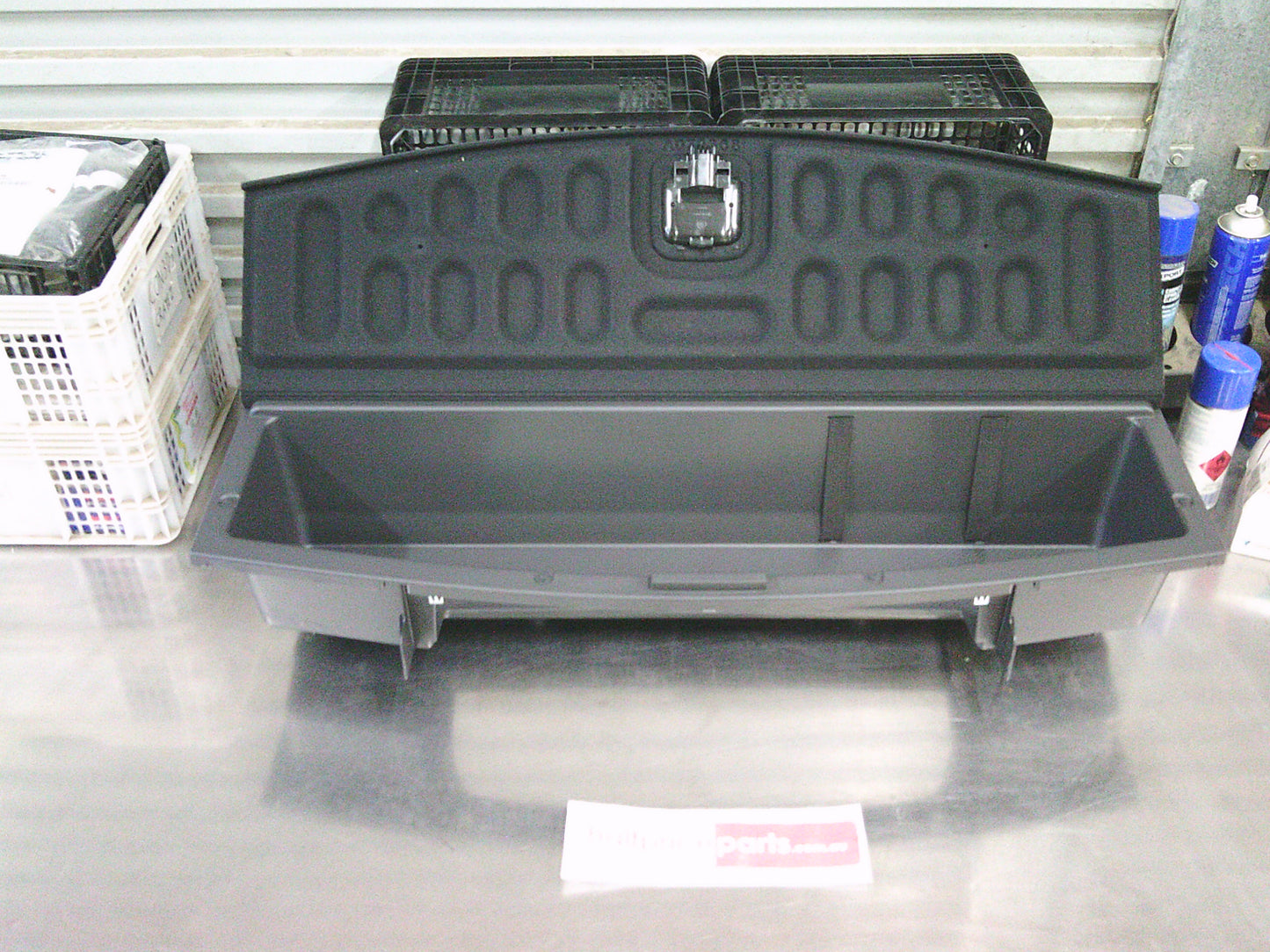 Holden CG Captiva Genuine Rear Boot Floor Compartment New Part