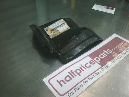 Holden Monaro Genuine Left Hand Quarter Panel Bracket - New Part