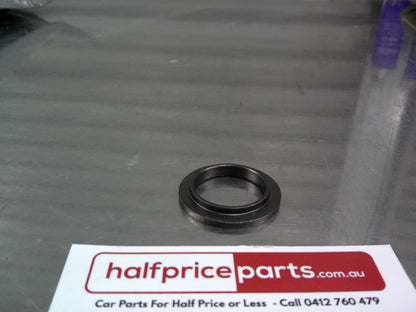 Suzuki Grand Vitara II Genuine Washer Out Put Shaft Seal New Part