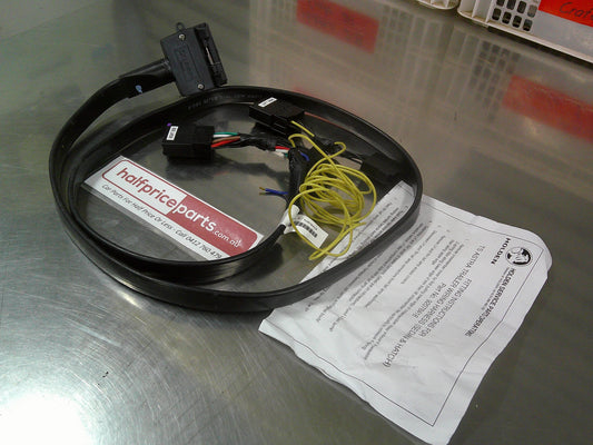 Holden TS Astra Genuine Trailer Wiring Harness 7 Pin Flat Plug New Part