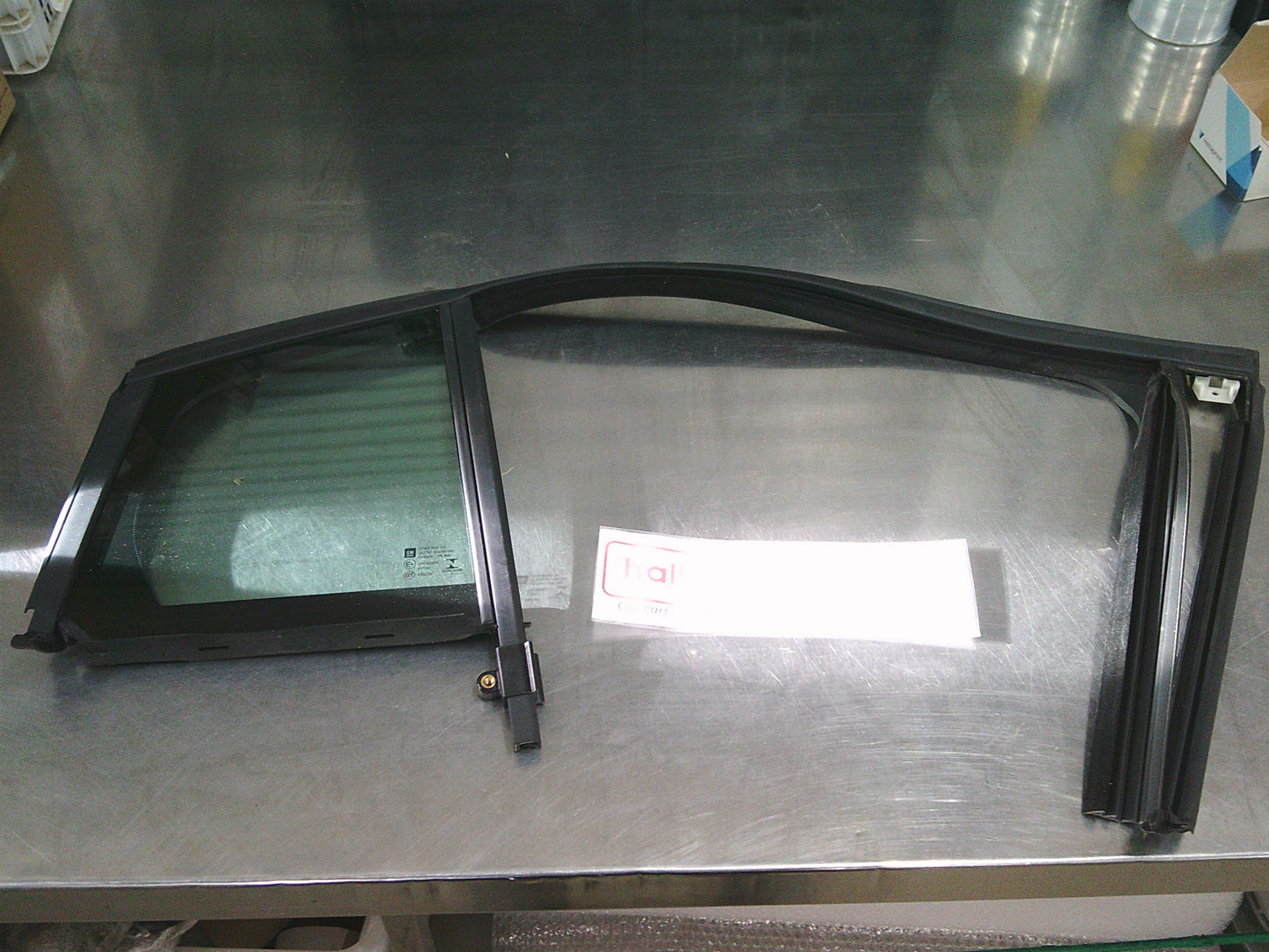 Holden ZB Commodore Genuine Sedan Right Hand Rear Drivers Door Quarter Glass Upper Door Guide Rubber New Part