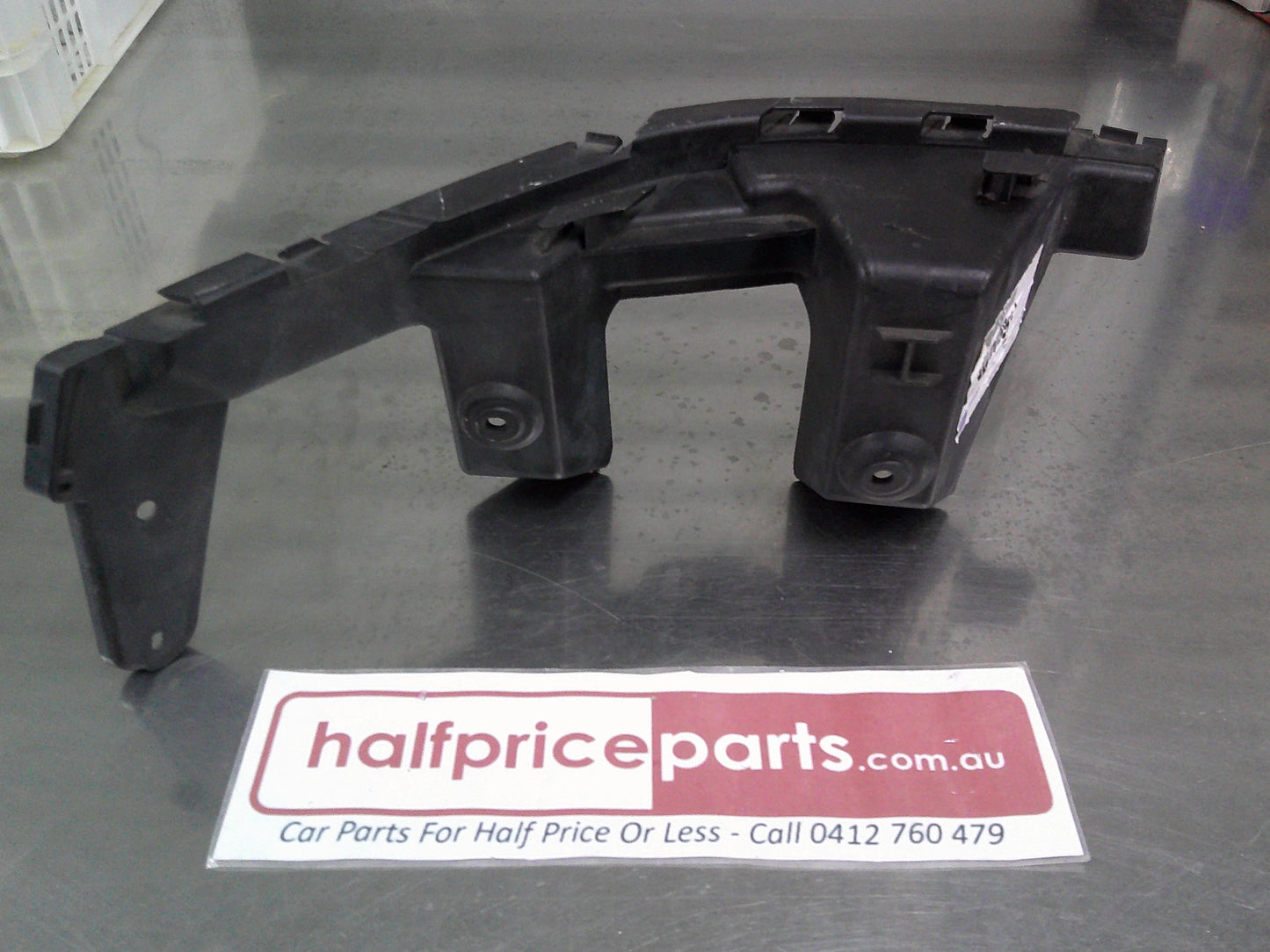 Holden VE Commodore Sedan Genuine Right Hand Rear Bumper Bracket New Part