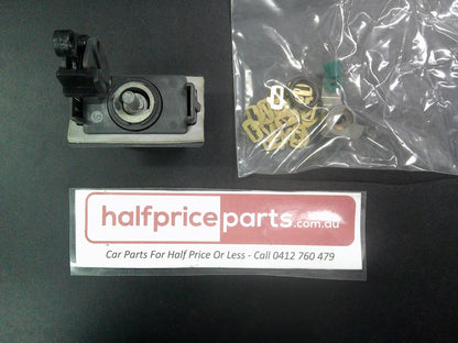 Holden VN/VP Commodore Wagon Genuine Tailgate Lock And Cylinder Button Kit New Part