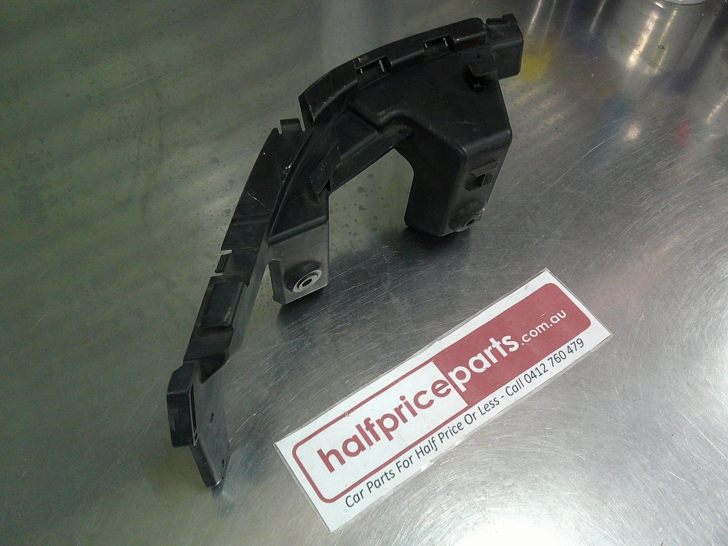 Holden VE Commodore Sedan Genuine Right Hand Rear Bumper Bracket New Part
