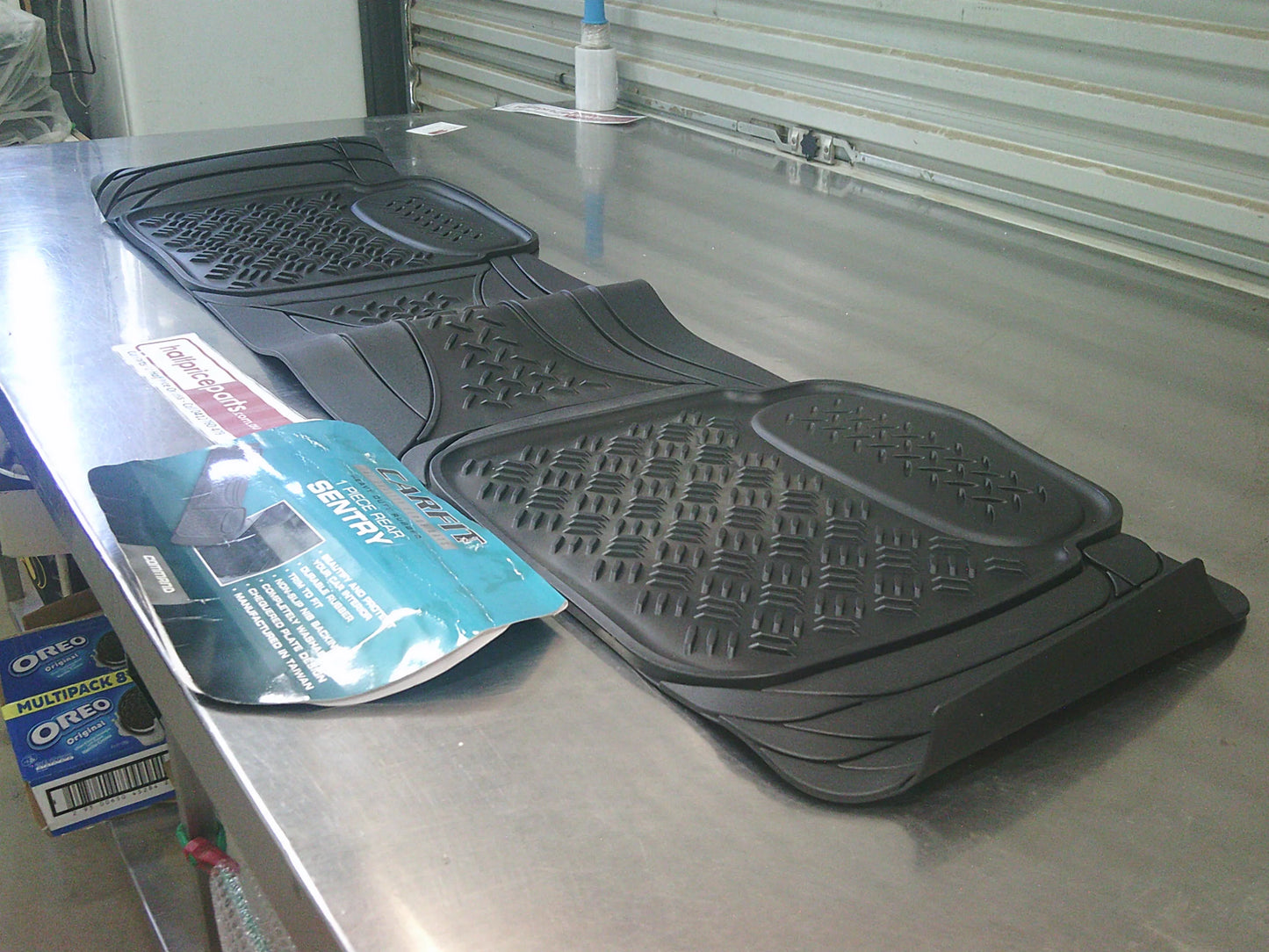 Carfit Second Row Heavy Duty 1 Piece Rubber Floor Mat New Part