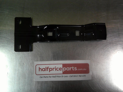 Holden TJ Trax Genuine Left Hand (Passenger) Side Underbody Air Deflector Bracket New Part