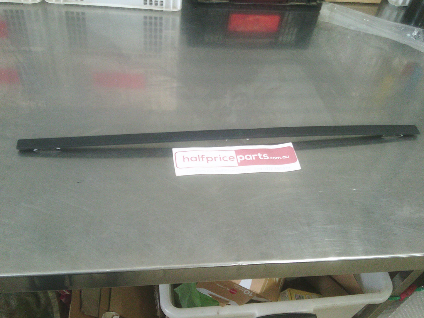 Holden CG Captiva Genuine Right Hand Middle Front Roof Moulding New Part