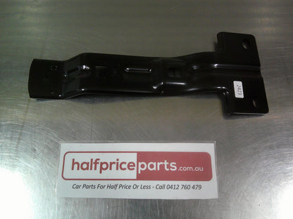 Holden TJ Trax Genuine Left Hand (Passenger) Side Underbody Air Deflector Bracket New Part