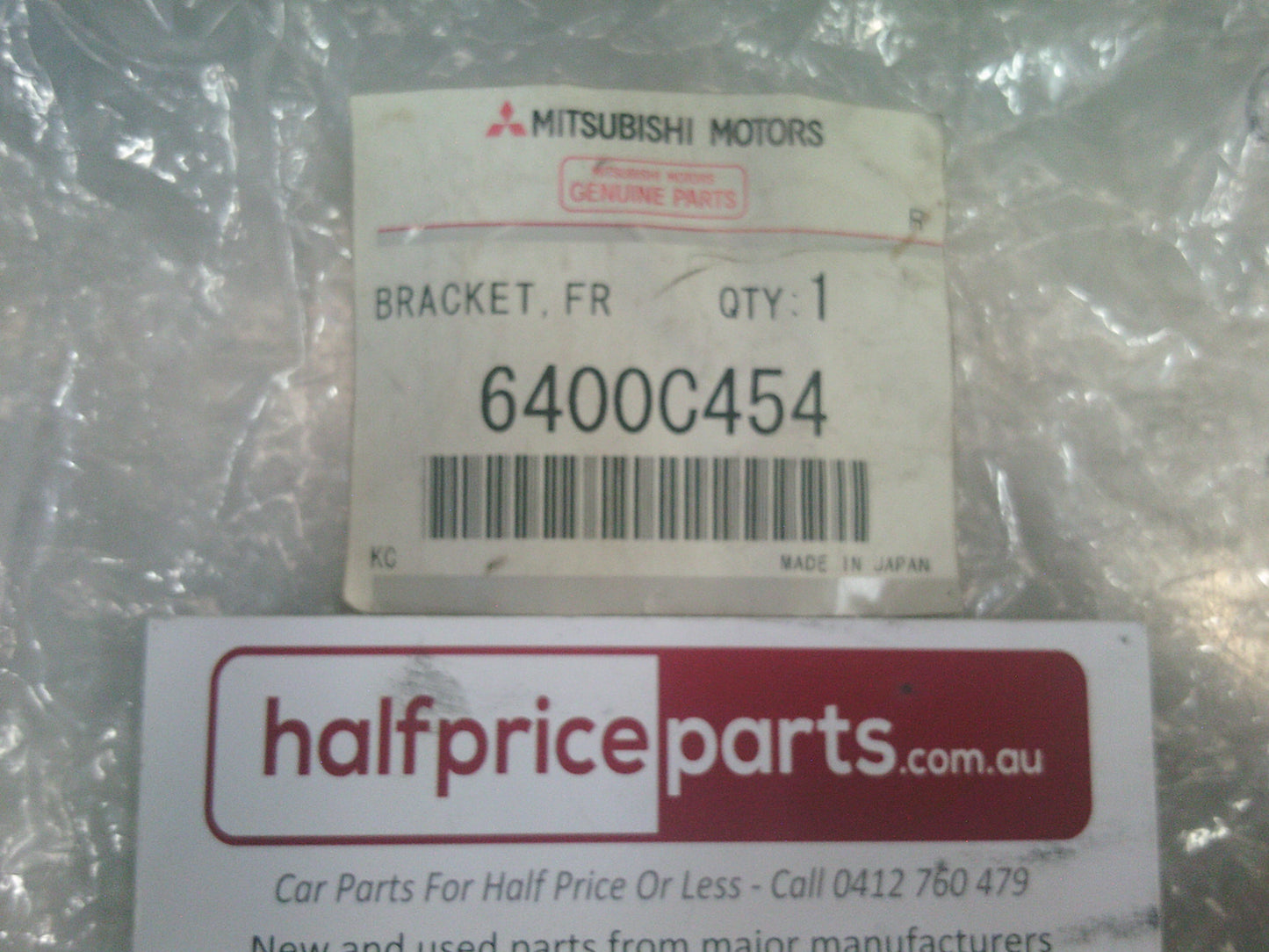 Mitsubishi Outlander Genuine Right Hand Front Bumper Mounting Bracket - New Part