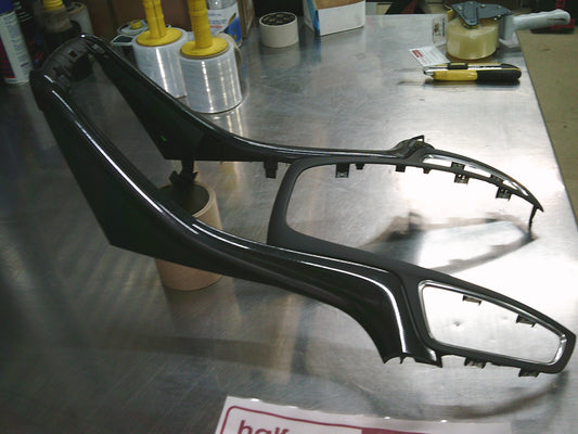 Holden Cascada Genuine Centre Console Gear Shift Trim New Part