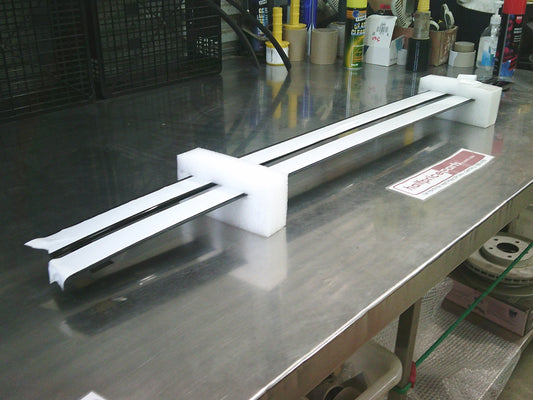 Land Rover Discovery Sport L550 Genuine Black Roof Rail Finisher Set New Part