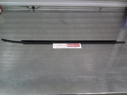 Toyota Camry Sedan Genuine Right Hand Front Door Chrome Belt Moulding New Part