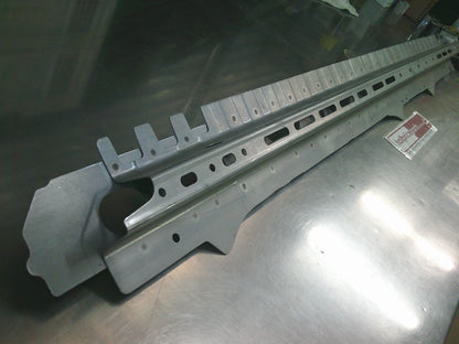 Holden RG Colorado 7/Trailblazer Genuine Right Hand Outer Rocker Cover Reinforcement New Part