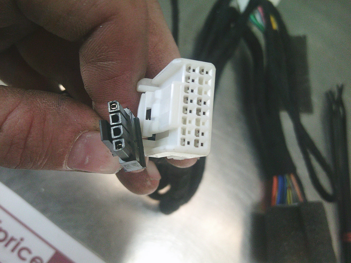 Holden VE Commodore Genuine Bluetooth Telematics Patch Harness - New Part