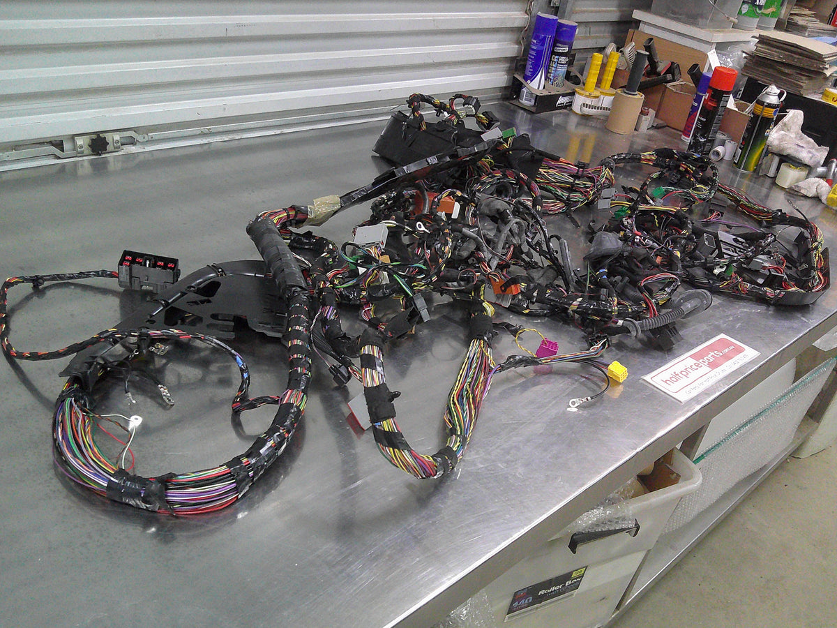 Ranger Rover Genuine Cabin Wiring Harness (Confirm Fitment With Dealer Before Purchase) New Part