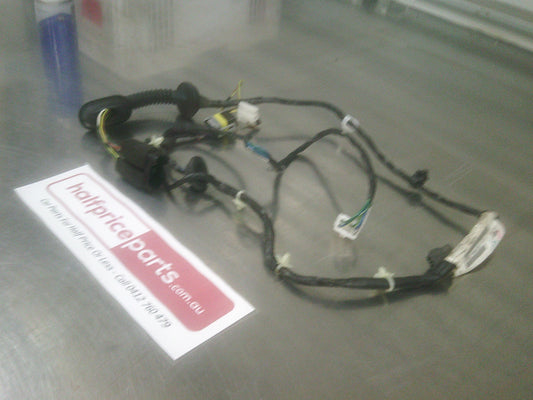 Holden VY/VZ Calais Genuine Rear Door Harness New Part