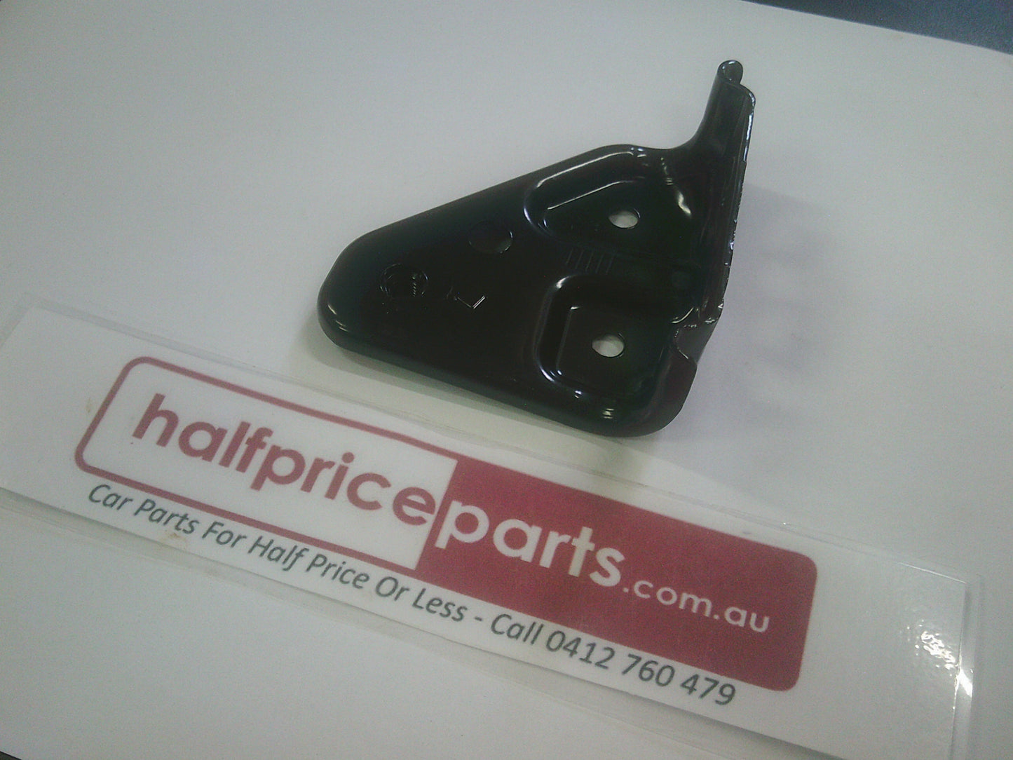 Holden TM Barina Genuine Front Left Hand Fascia Bracket New Part