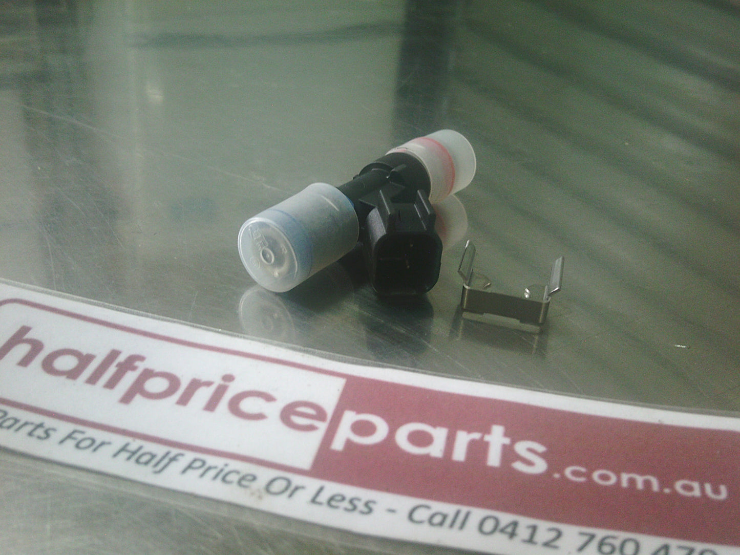 Holden VE Commodore Genuine Fuel Injector - New Part