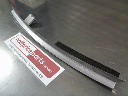 Holden WM Statesman/VE Commodore Genuine Front Drivers Side Door Glass Guide Channel New Part