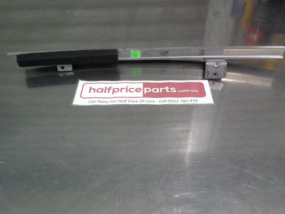Holden WM Statesman/VE Commodore Genuine Front Drivers Side Door Glass Guide Channel New Part