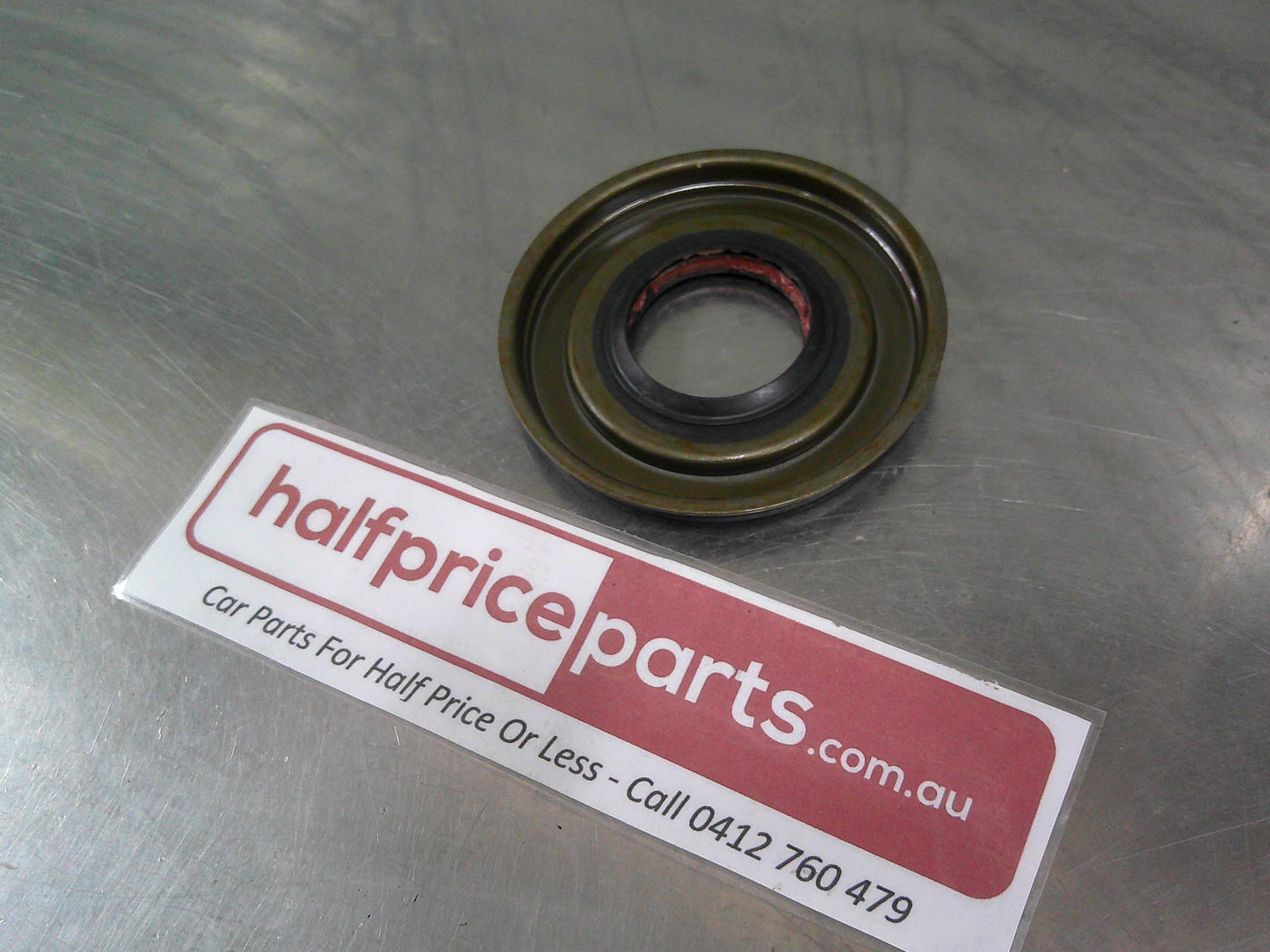 Holden Acadia Genuine Rear Axel Differential Pinion Seal New Part
