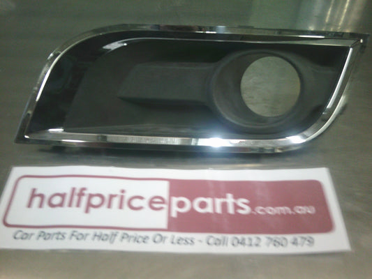 Holden Trailblazer Genuine Right Hand Fog Light Bezel And Chrome Surround - Used VGC