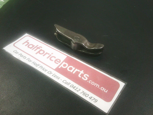 Holden CG Captiva 5 Genuine Exhaust Valve Rocker New Part