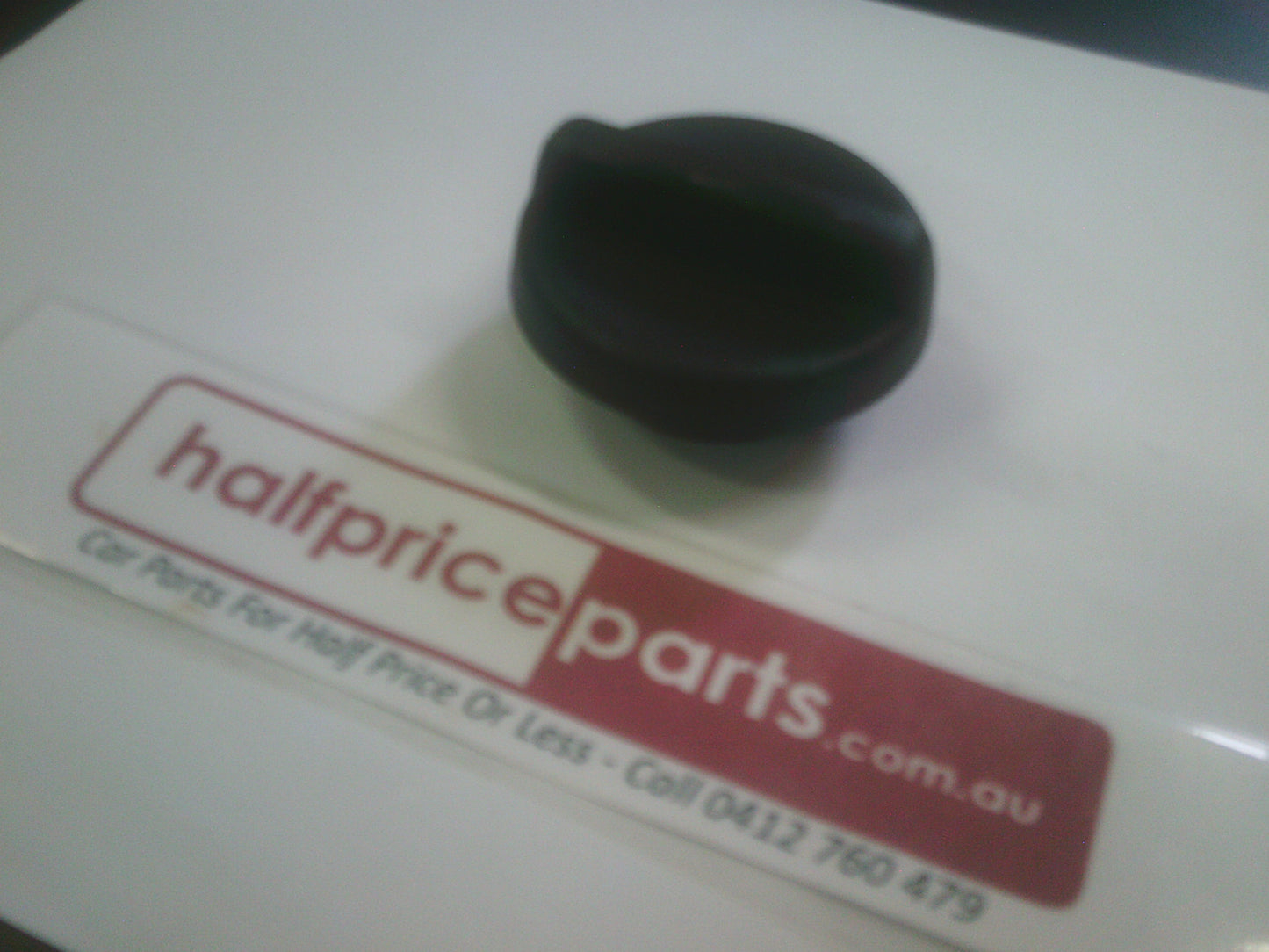 Daewoo Leganza/Nubira Genuine Oil Filler Cap New Part