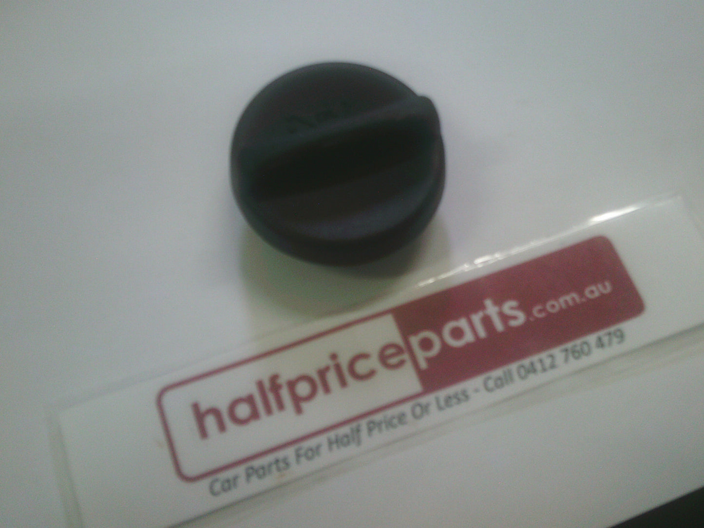 Daewoo Leganza/Nubira Genuine Oil Filler Cap New Part