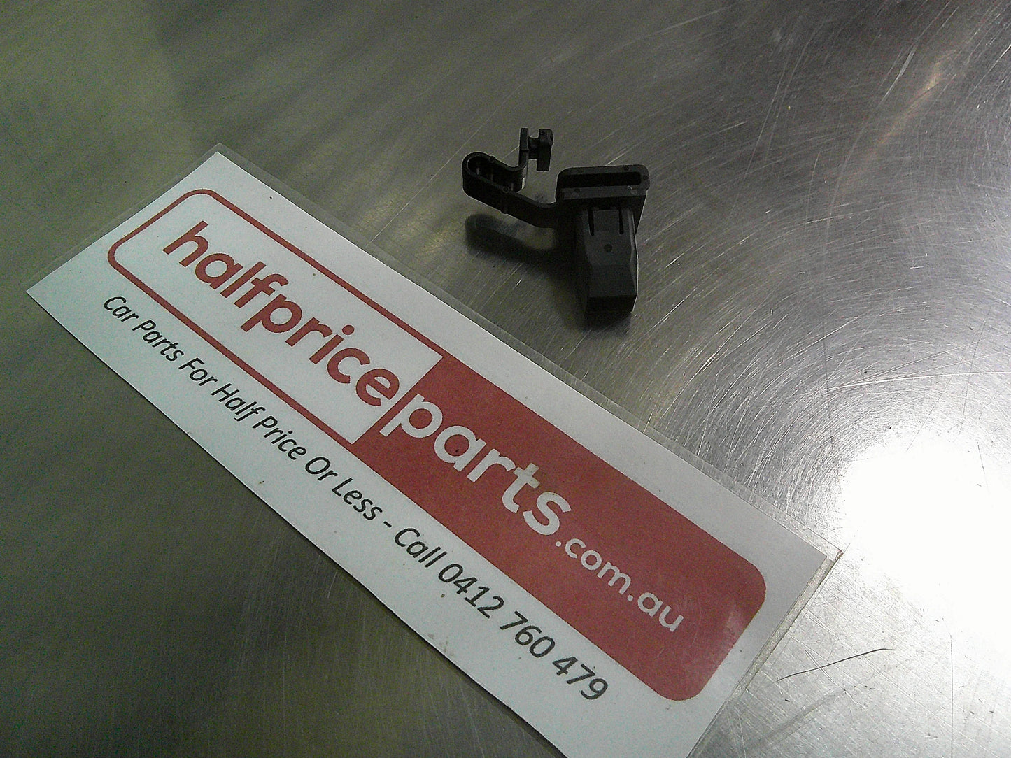 Mazda 3/6/CX-3/CX-5/CX-9 Genuine A Pillar Body Trim Panel Clip New Part