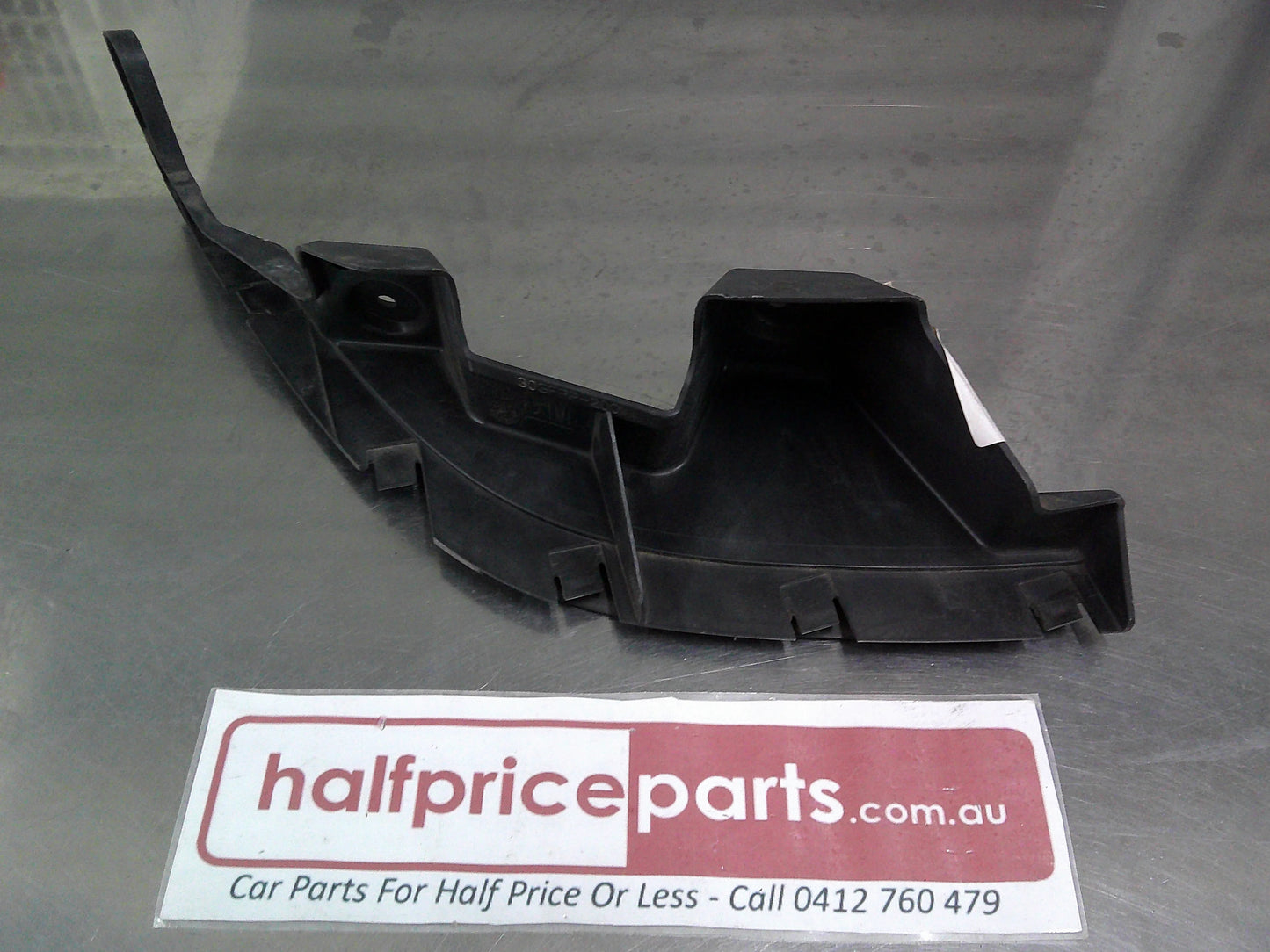 Holden VE Commodore/WM Statesman Genuine Right Rear Bumper Guide New Part