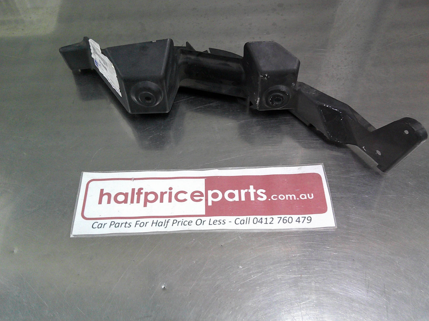 Holden VE Commodore/WM Statesman Genuine Right Rear Bumper Guide New Part
