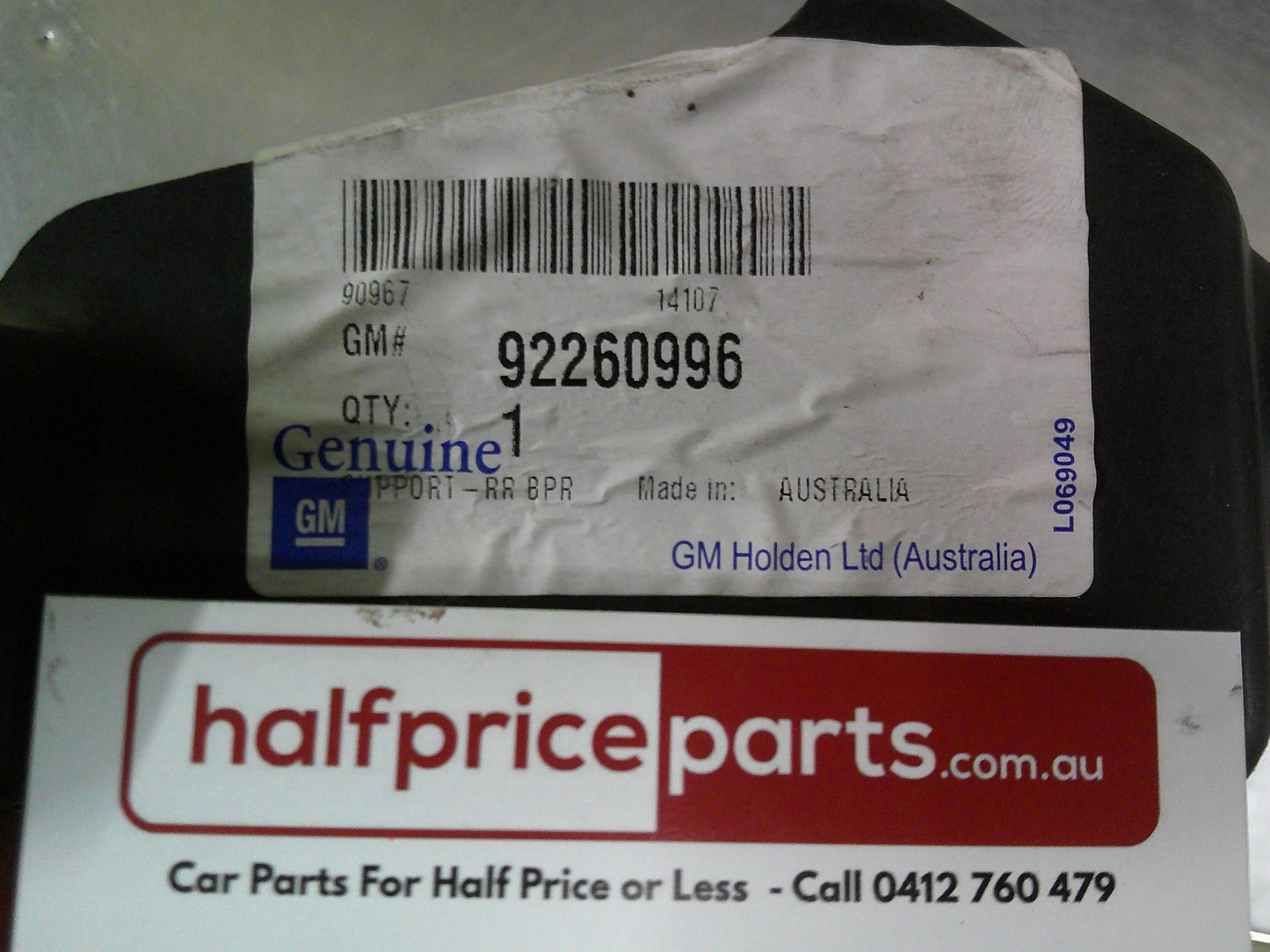 Holden VE Commodore/WM Statesman Genuine Right Rear Bumper Guide New Part