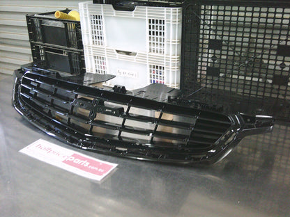 Holden VF SS SSV SV6 Commodore Front Upper Grille - New Part
