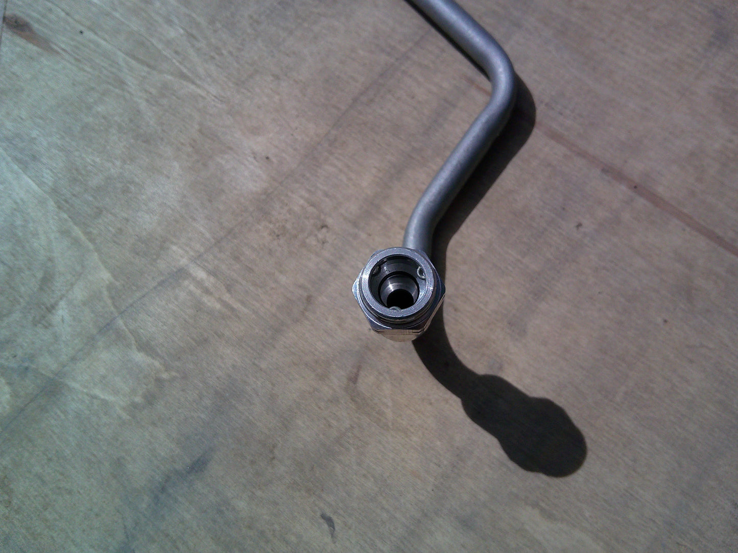 Holden CG Captiva Genuine Transmission Fluid Cooler Pipe New Part