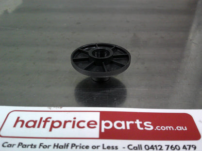 Holden VE Commodore Genuine Front Floor Mat Push Retainer New Part