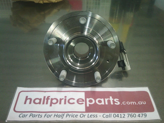 Holden CG Captiva Series II Genuine Front Wheel Hub And Bearing Assembly New Part