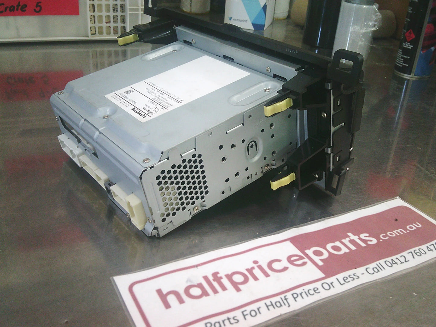 Toyota Rav4 Genuine AM/FM CD Player Blue Tooth And Phone Display Used Part