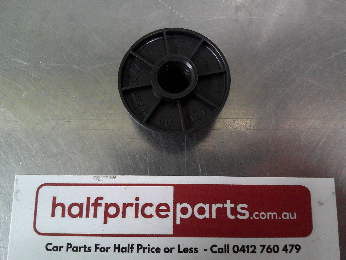 Holden VE Commodore Genuine Front Floor Mat Push Retainer New Part