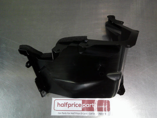Holden VF V8 LS3 Commodore Genuine Panel Air Intake Housing Upper QTR New Part