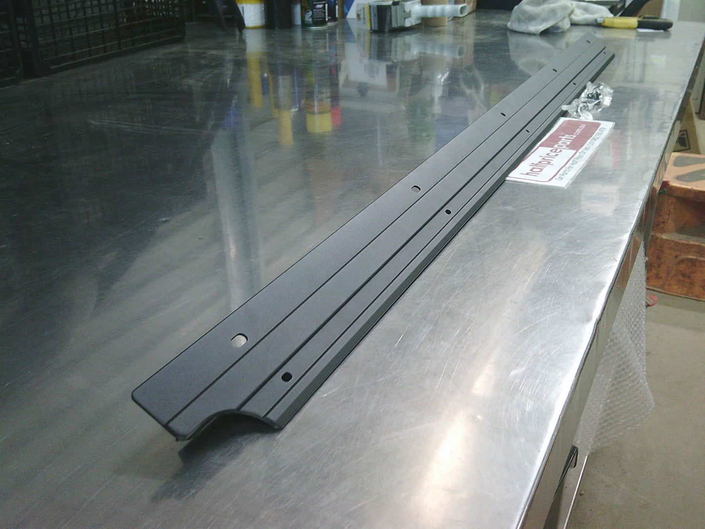 Toyota Hilux Rogue Genuine Electric Rolla Tail Gate Rail New Part