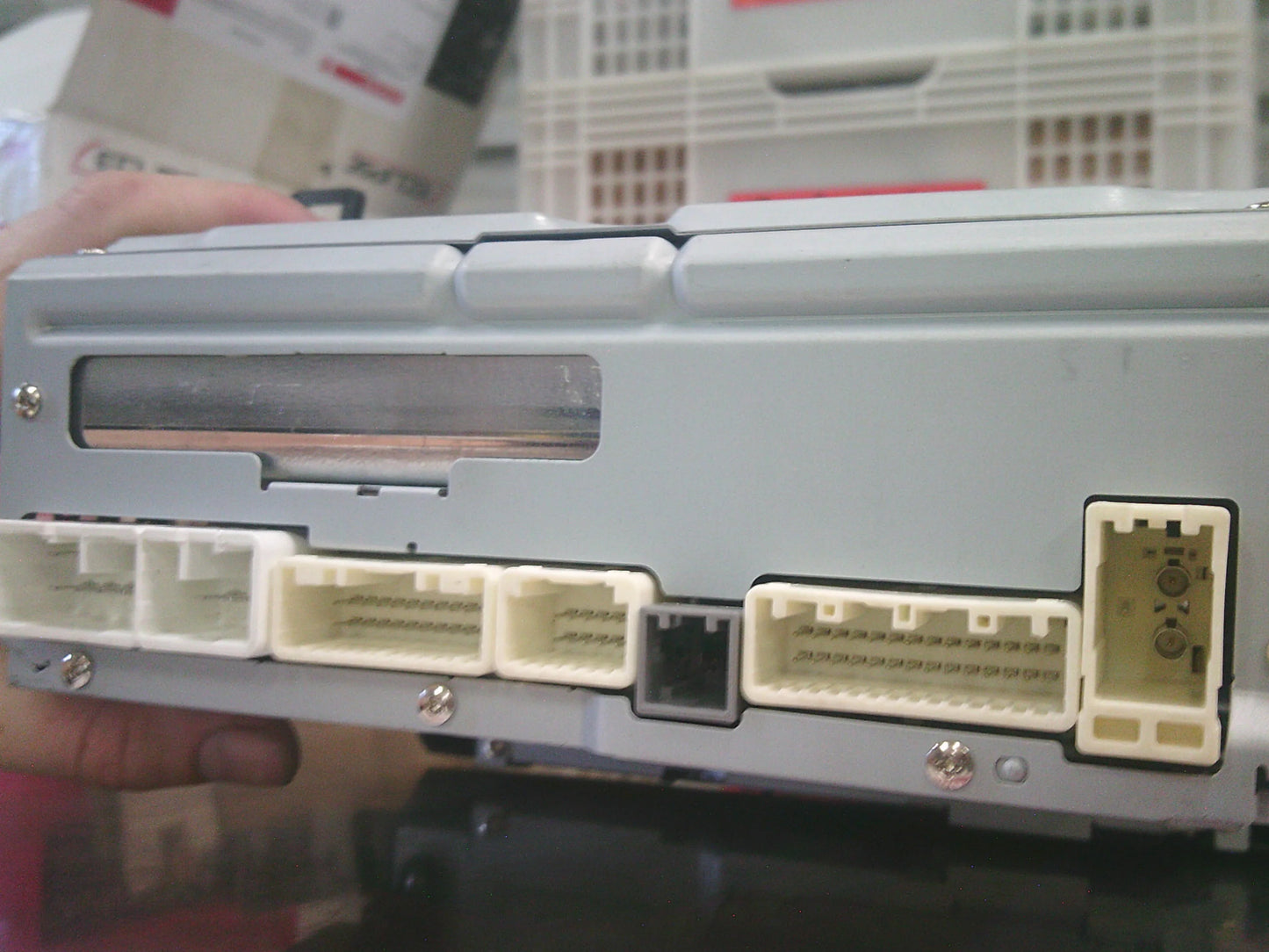 Toyota Rav4 Genuine AM/FM CD Player Blue Tooth And Phone Display Used Part