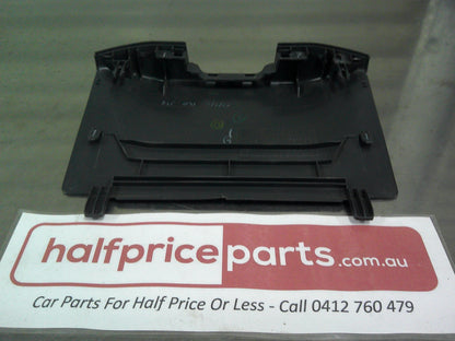 Holden RG Colorado Dual Cab Genuine Center Rear Seat Belt Trim New Part