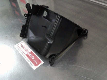 Holden VF V8 LS3 Commodore Genuine Panel Air Intake Housing Upper QTR New Part