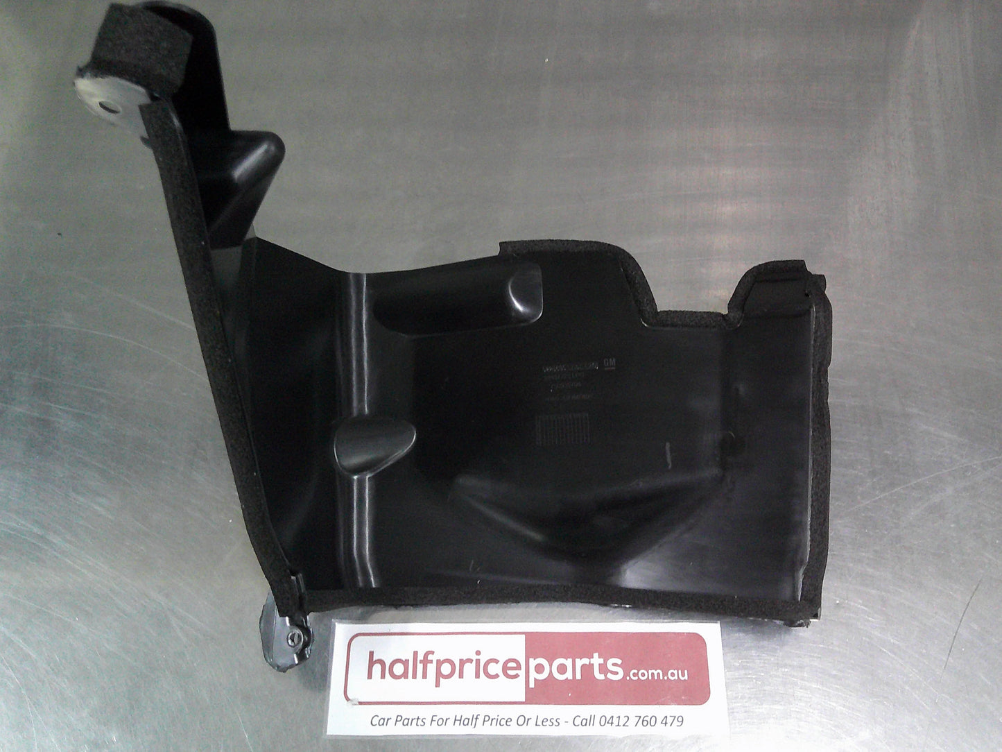 Holden VF V8 LS3 Commodore Genuine Panel Air Intake Housing Upper QTR New Part