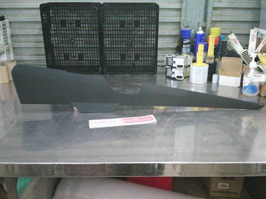 Holden VE Commodore Genuine Right Hand Lower Console Trim Face (Black) New Part