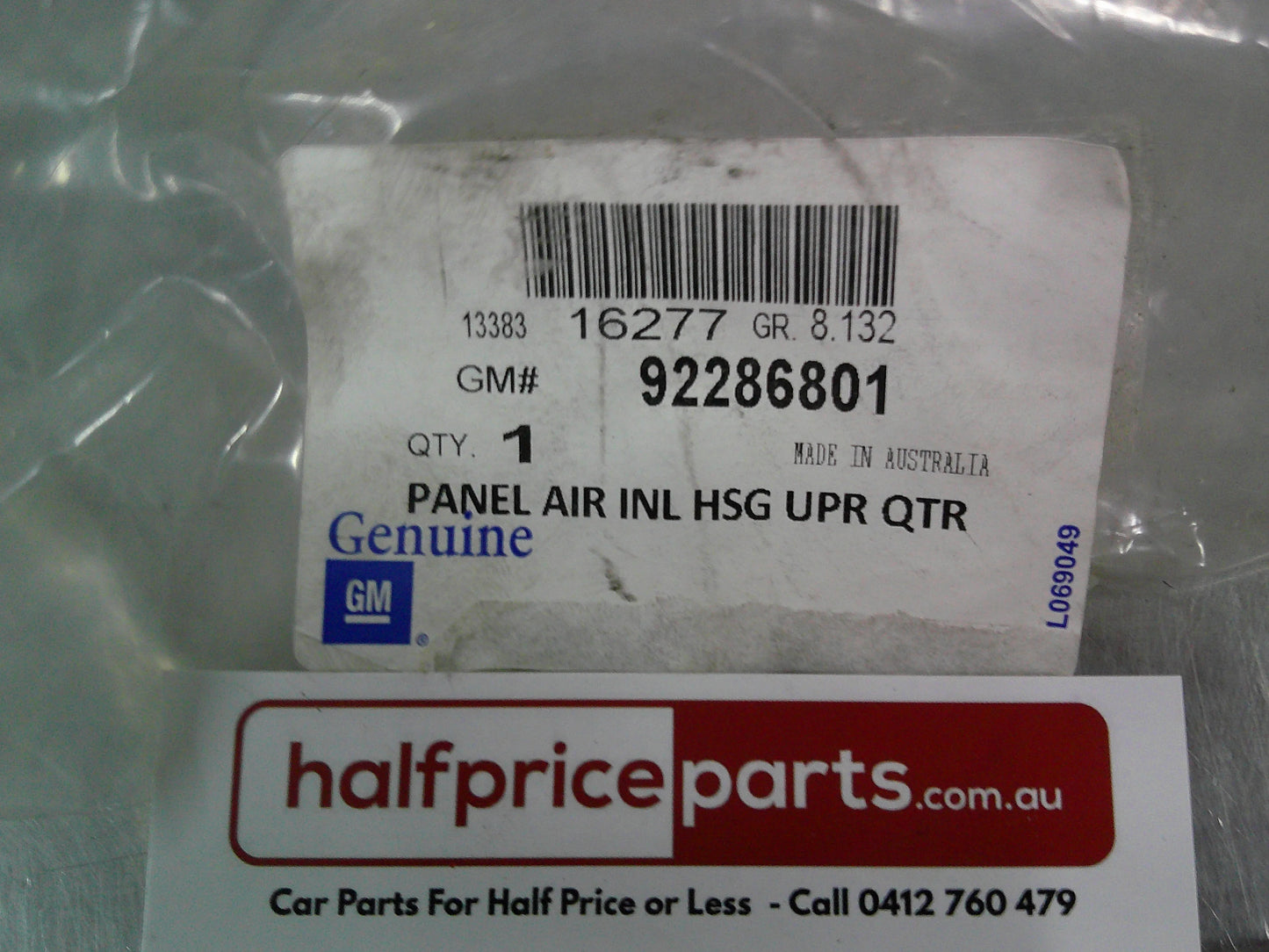Holden VF V8 LS3 Commodore Genuine Panel Air Intake Housing Upper QTR New Part