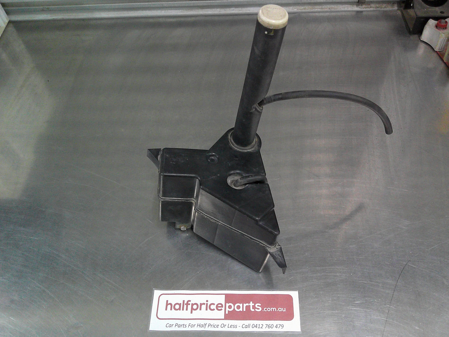 Holden VT/VX/VY/VZ Commodore Genuine Radiator Overflow Reservoir Used Part VGC